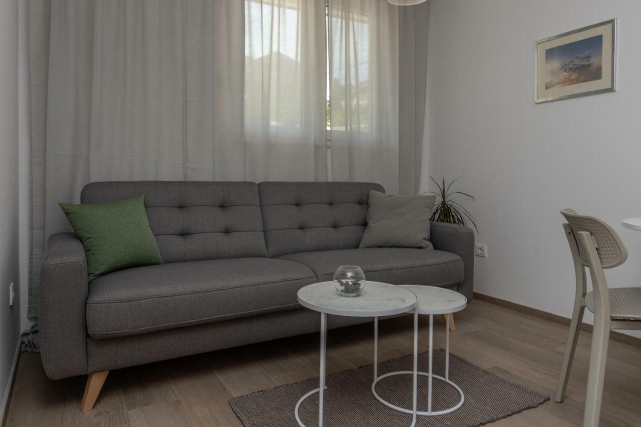 Apartments Flora Трогир Экстерьер фото